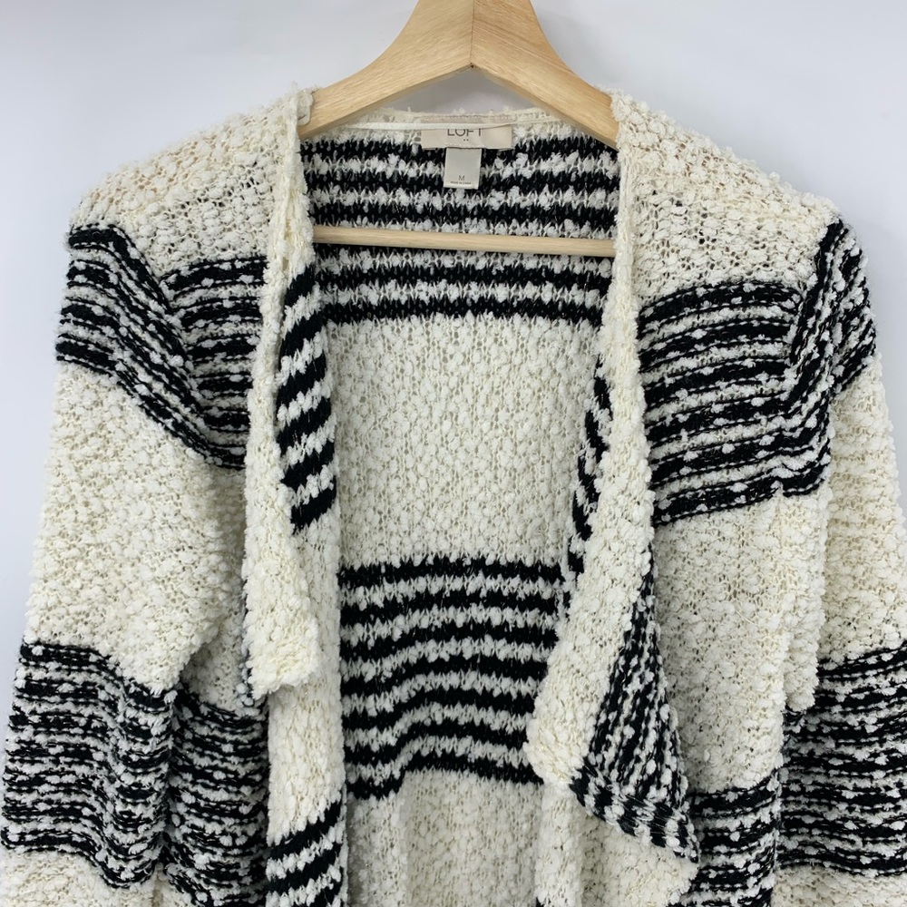 Ann Taylor Loft Cardigan Sweater M - Picture 2 of 6